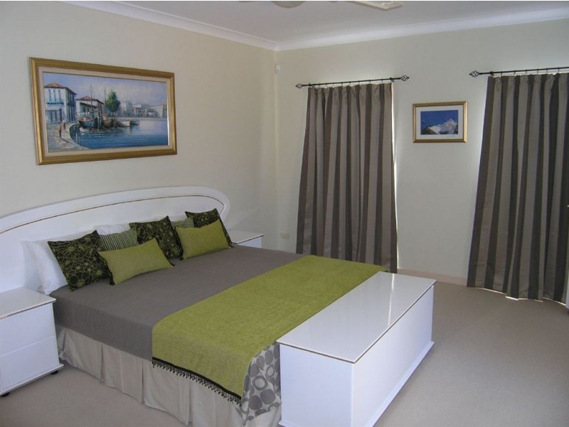 1/51 Sunset Boulevard, Surfers Paradise QLD 4217