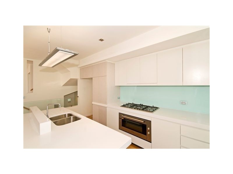 2/1381 Gold Coast Hwy, Palm Beach QLD 4221