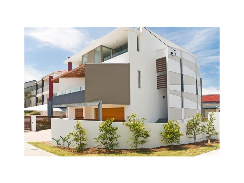 2/1381 Gold Coast Hwy, Palm Beach QLD 4221