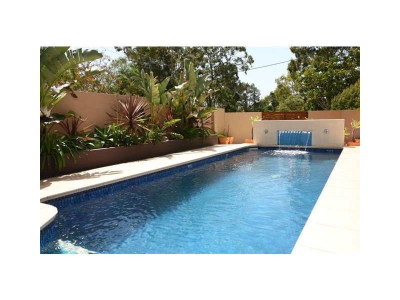 14 Greer Terrace, Southport QLD 4215