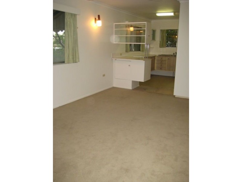 1/75 Old Burleigh Road, Surfers Paradise QLD 4217