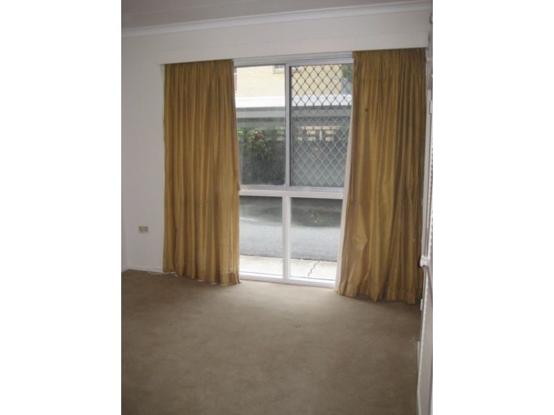 1/75 Old Burleigh Road, Surfers Paradise QLD 4217