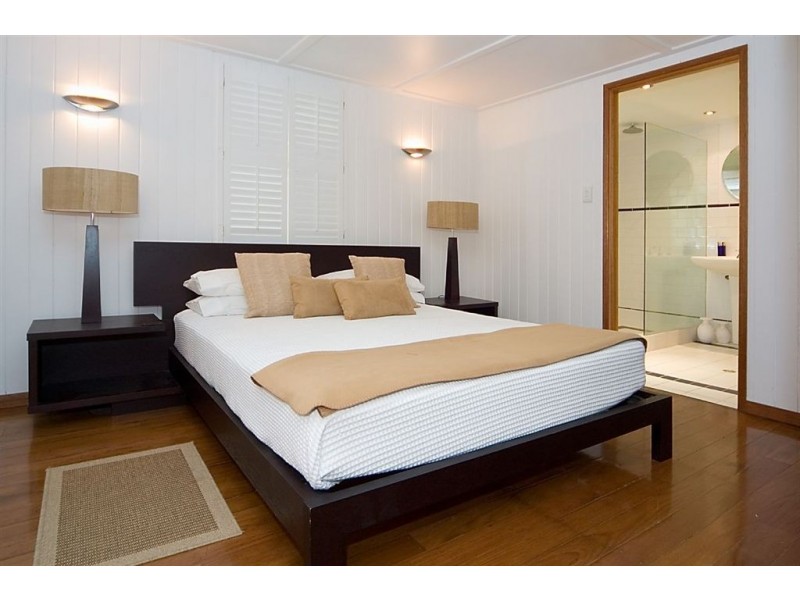 3 Burleigh Street, Burleigh Heads QLD 4220