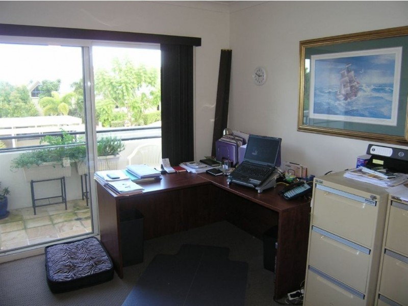 2137/1 The Vistas Drive, Carrara QLD 4211