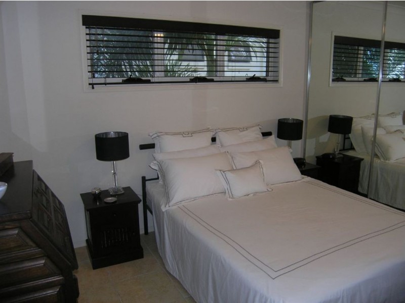 2137/1 The Vistas Drive, Carrara QLD 4211