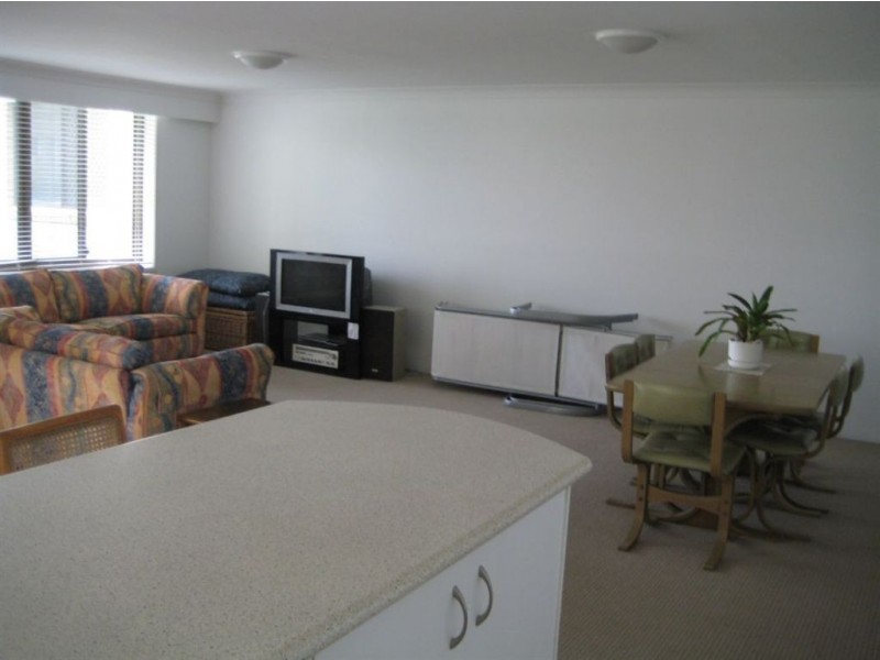 1 & 5/93 Albatross Avenue, Mermaid Beach QLD 4218