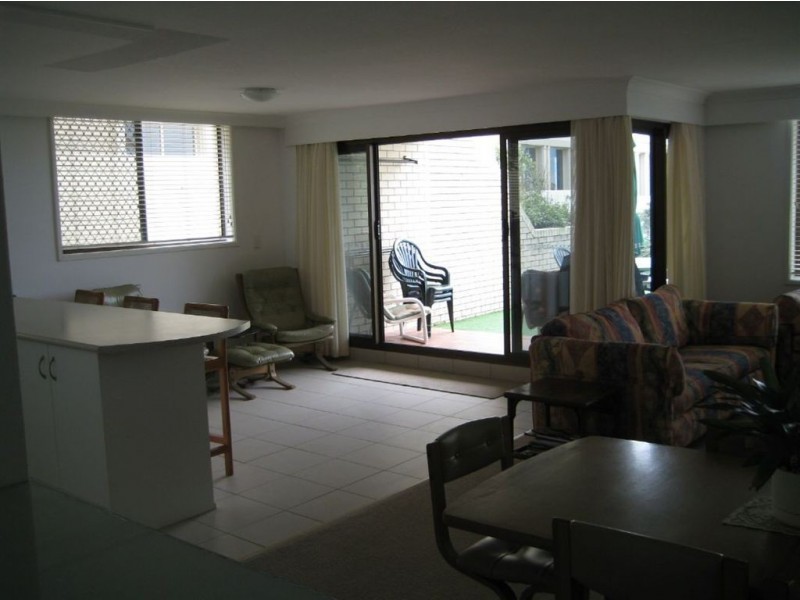 1 & 5/93 Albatross Avenue, Mermaid Beach QLD 4218