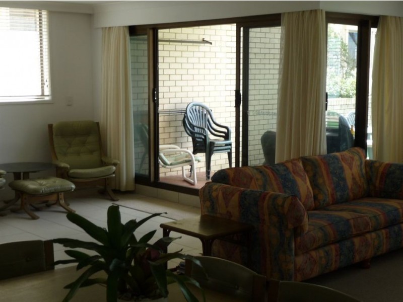 1 & 5/93 Albatross Avenue, Mermaid Beach QLD 4218