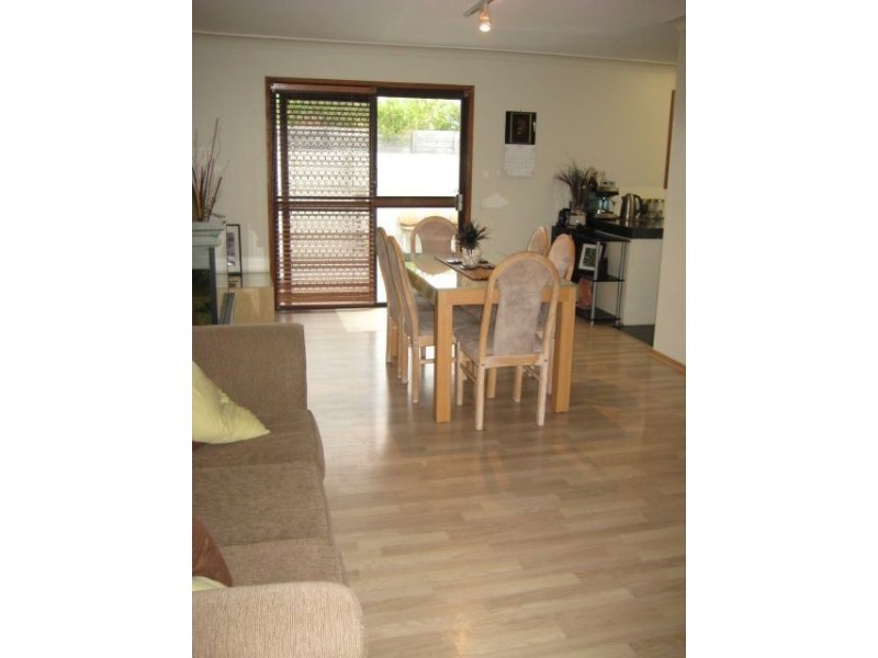 2/23 Tekapo Street, Broadbeach Waters QLD 4218