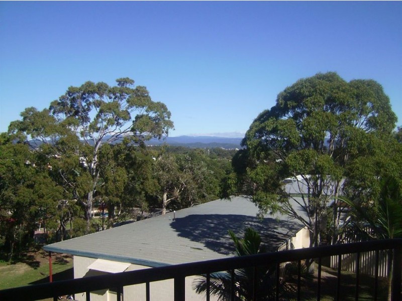 B12/1 Great Hall Drive, Miami QLD 4220