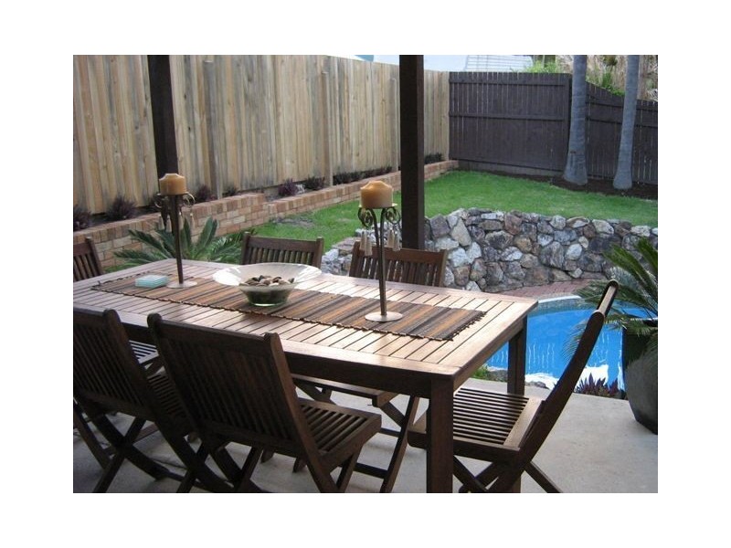 52 Lambros Drive, Benowa QLD 4217