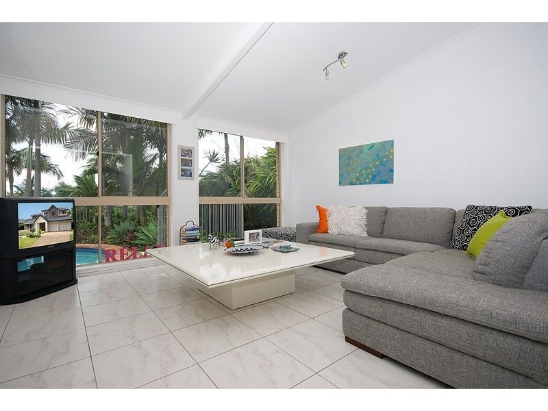 36 Pinnacle Court, Robina QLD 4226