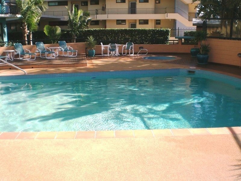 27 Margaret Street, Broadbeach QLD 4218