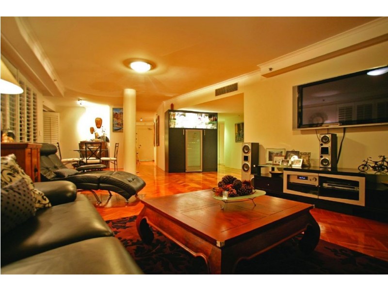 74/29 Woodroffe Avenue, Main Beach QLD 4217