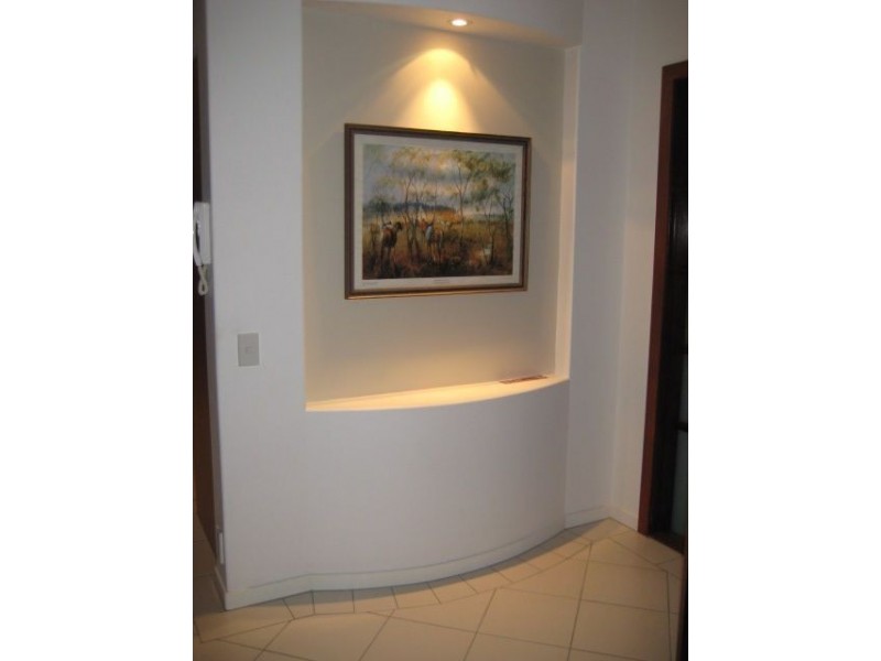 2/30 Peninsular Drive, Surfers Paradise QLD 4217