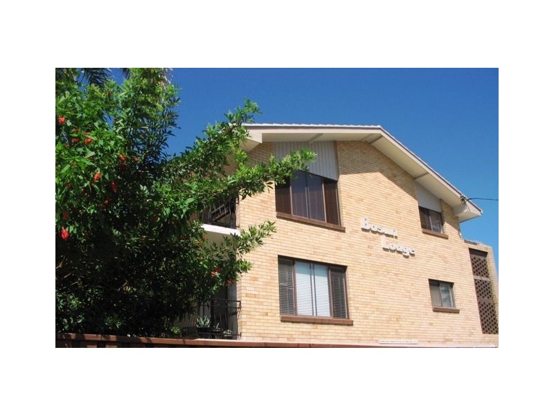 2/16 Monaco Street, Surfers Paradise QLD 4217