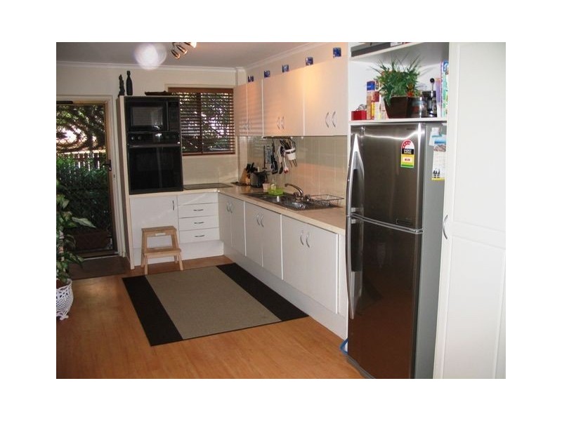 2/16 Monaco Street, Surfers Paradise QLD 4217