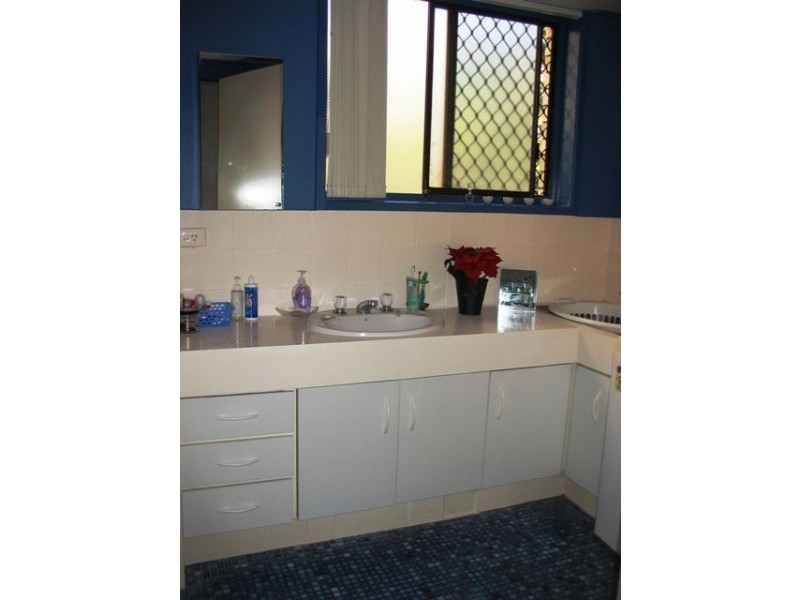 2/16 Monaco Street, Surfers Paradise QLD 4217