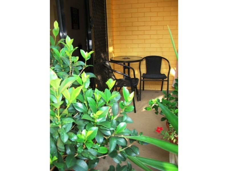 2/16 Monaco Street, Surfers Paradise QLD 4217