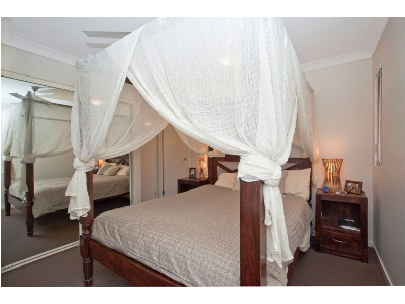 6/8 Proud Street, Labrador QLD 4215