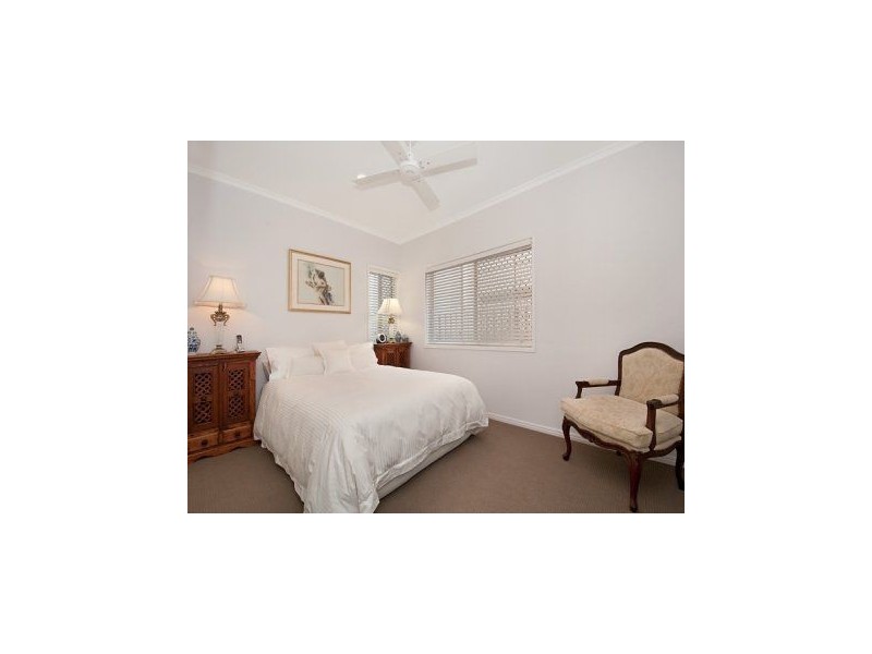 1/19 Venice Street, Mermaid Beach QLD 4218
