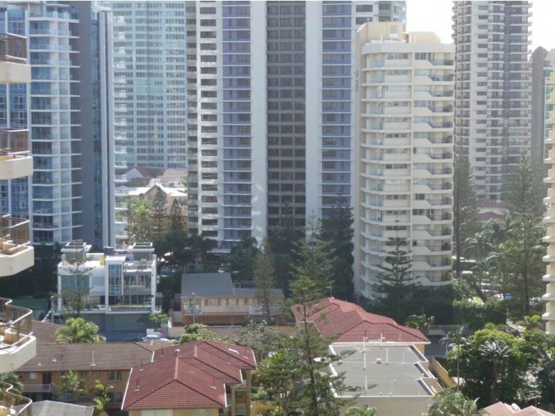 13C/18 Aubrey Street, Surfers Paradise QLD 4217