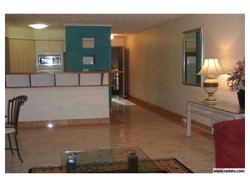 17/2320 Gold Coast Highway, Mermaid Beach QLD 4218