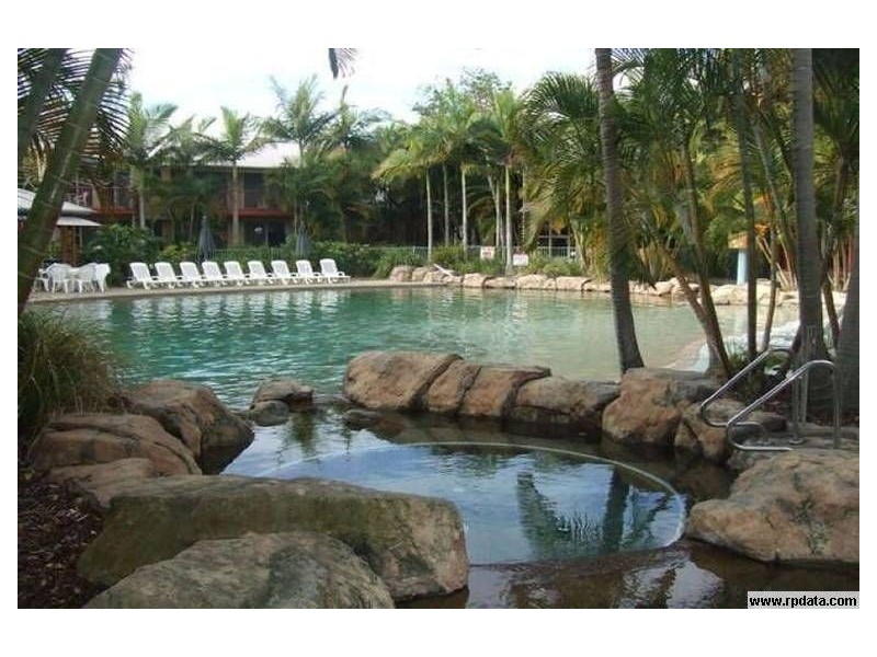 17/2320 Gold Coast Highway, Mermaid Beach QLD 4218