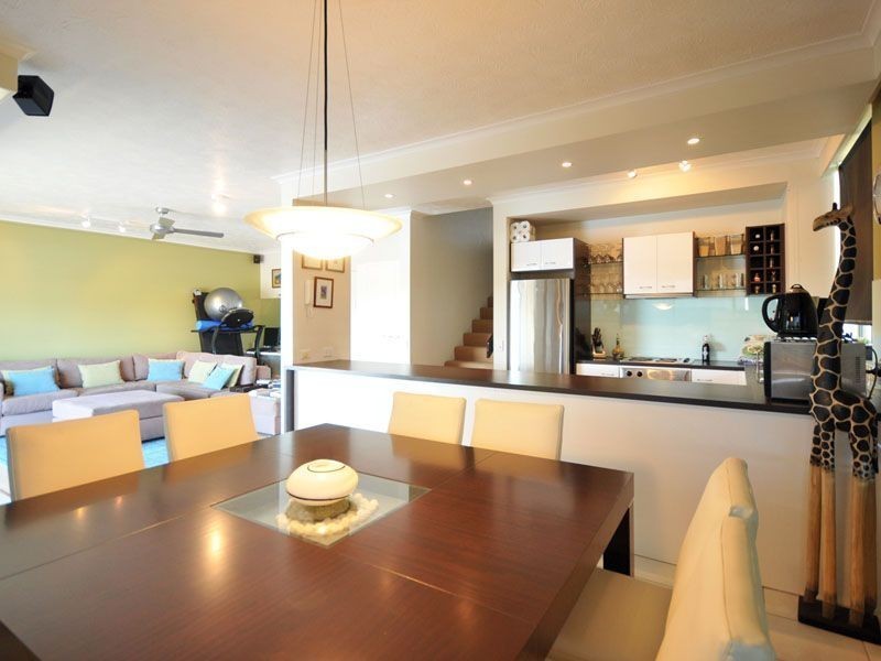 15/2964 Gold Coast highway, Surfers Paradise QLD 4217