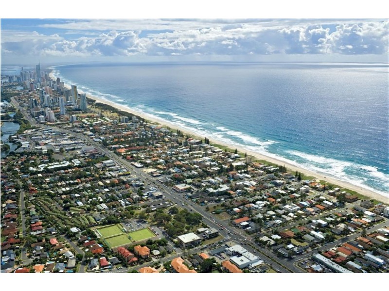 10 Tamborine Street, Mermaid Beach QLD 4218