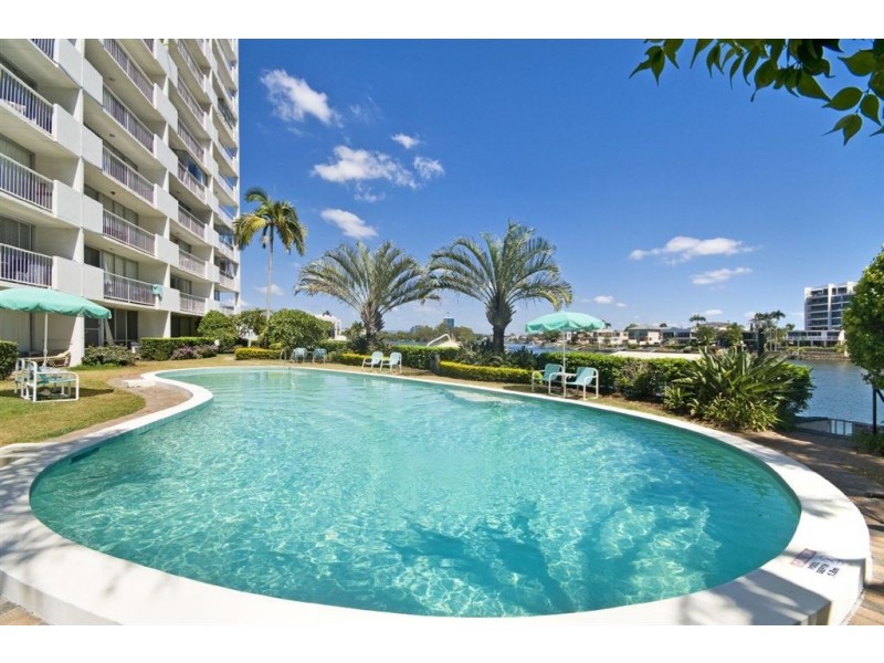 152/30 Watson Esplanade, Surfers Paradise QLD 4217