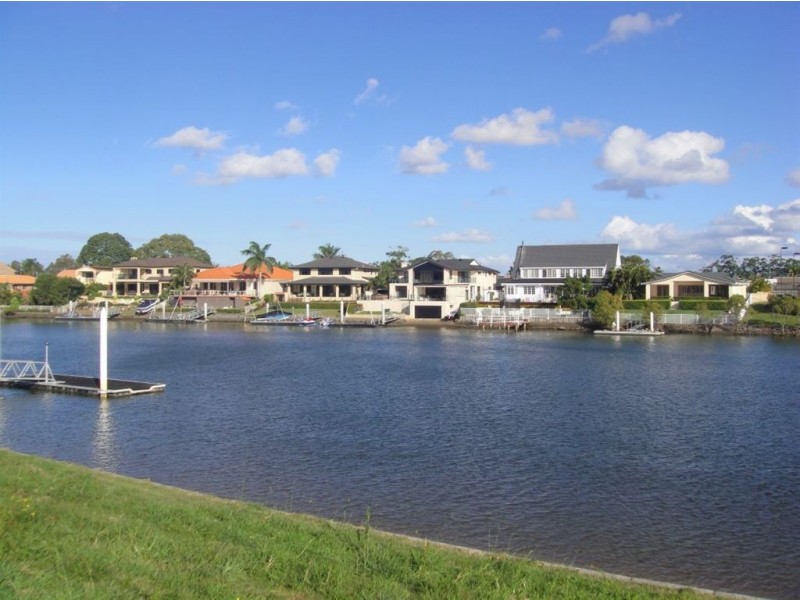 131 Sir Bruce Small Boulevard, Benowa QLD 4217