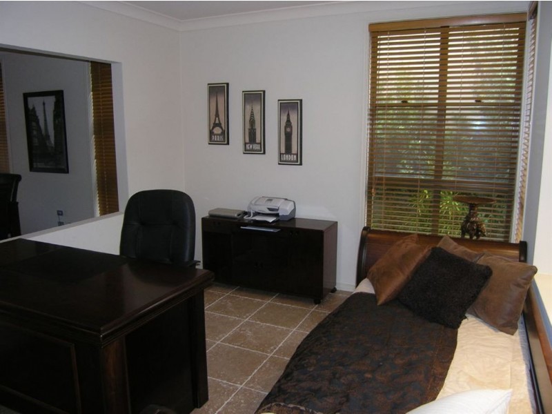 2035/1 The Vistas, Carrara QLD 4211