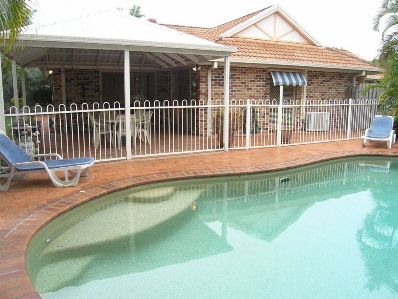 28 Wattlepark Lane, Robina QLD 4226