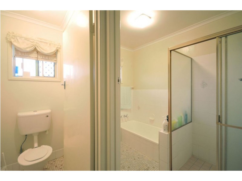 65 Muir Street, Labrador QLD 4215