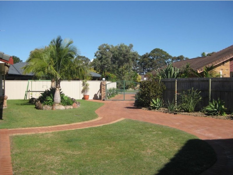 20 Willis Court, Mermaid Waters QLD 4218