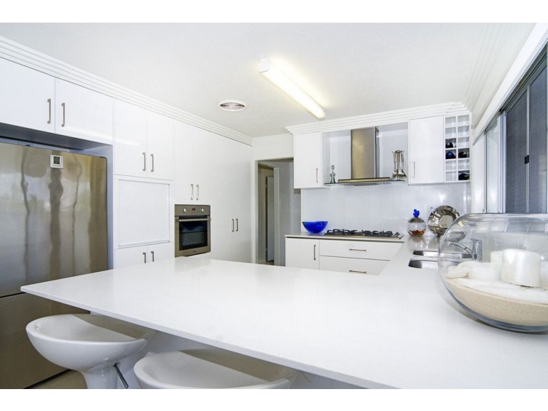 46 Arcadia Drive, Mermaid Waters QLD 4218