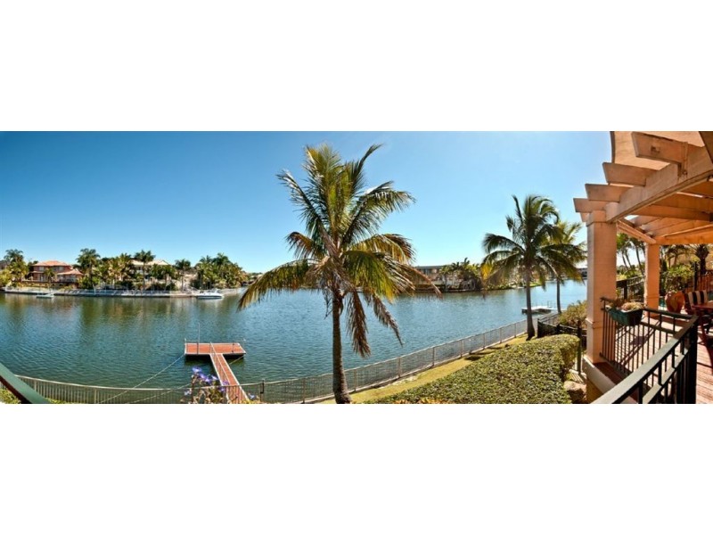 15 Salamander Court, Mermaid Waters QLD 4218