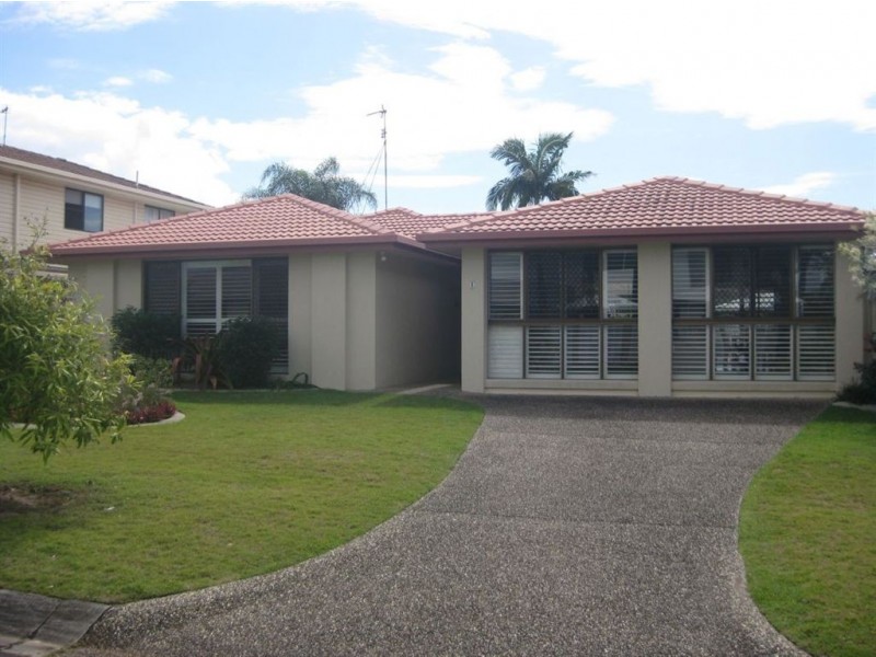 8 Koomooloo Court, Mermaid Waters QLD 4218