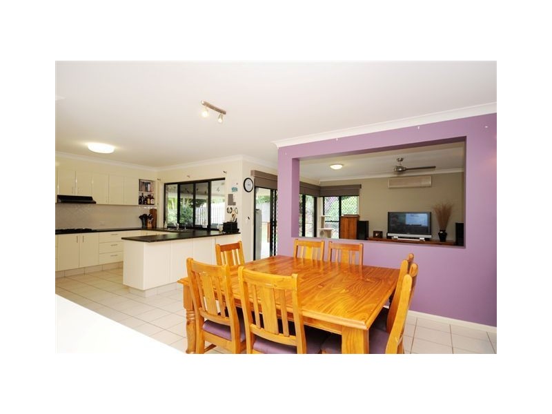 6 Glass House Drive, Varsity Lakes QLD 4227
