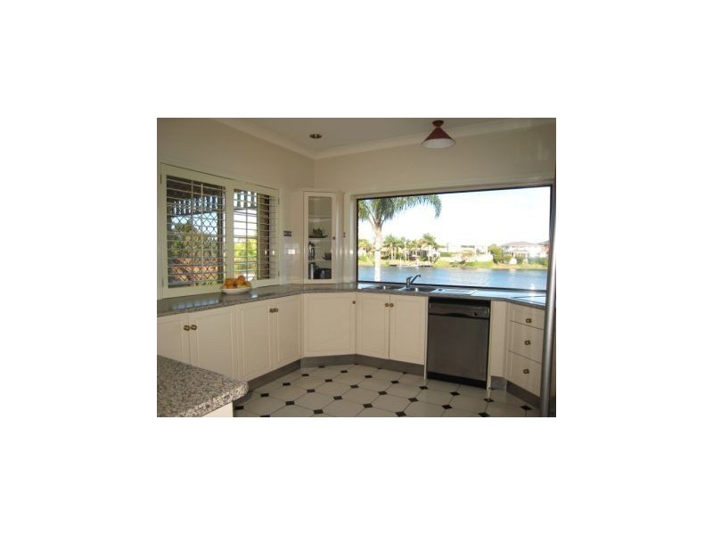 120 Santa Cruz Boulevard, Clear Island Waters QLD 4226