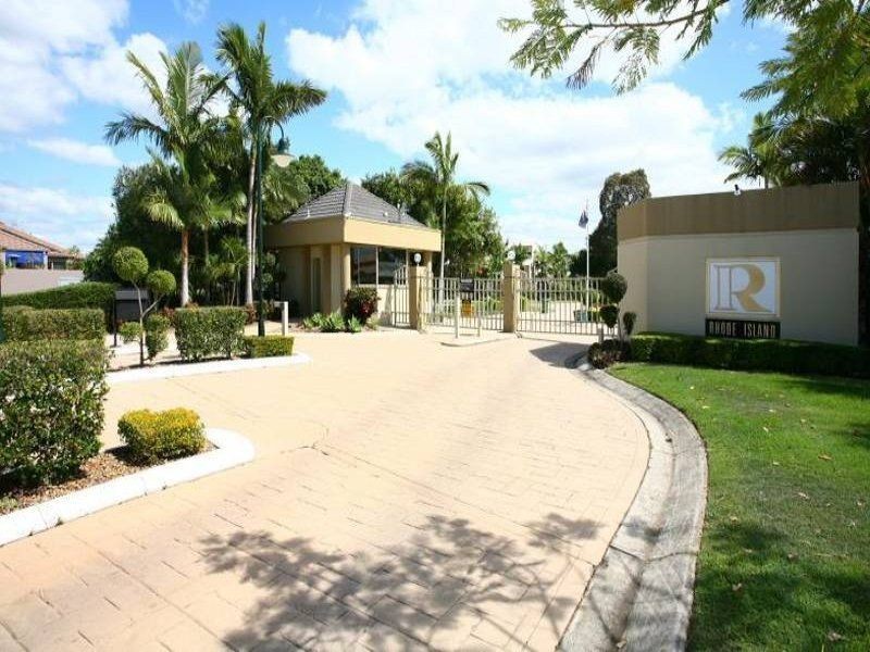3/125 Santa Cruz Boulevard, Clear Island Waters QLD 4226
