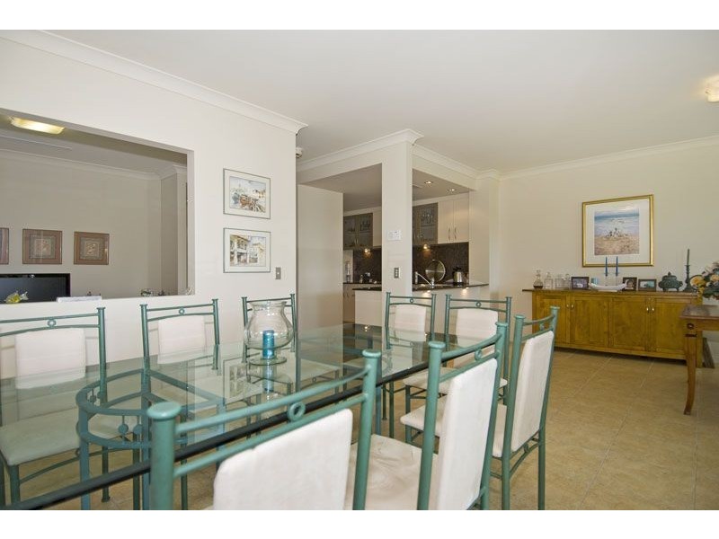 2124/1 The Vistas Drive, Carrara QLD 4211