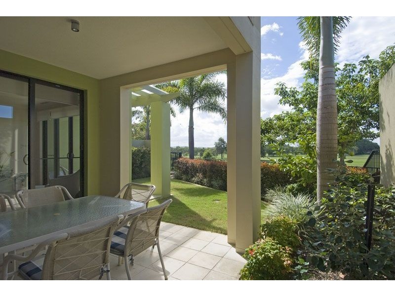 2124/1 The Vistas Drive, Carrara QLD 4211