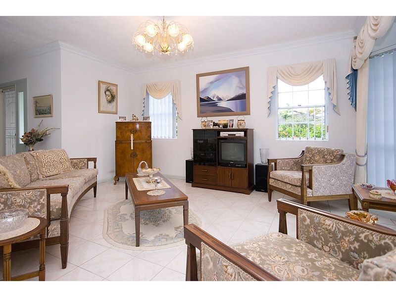 35 Port Jackson Boulevard, Clear Island Waters QLD 4226