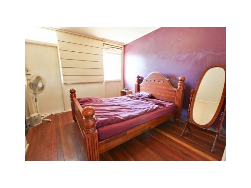 3/22 Philip Avenue, Broadbeach QLD 4218