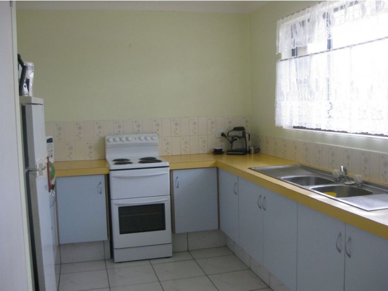 5/56 Oceanic Drive, Mermaid Waters QLD 4218