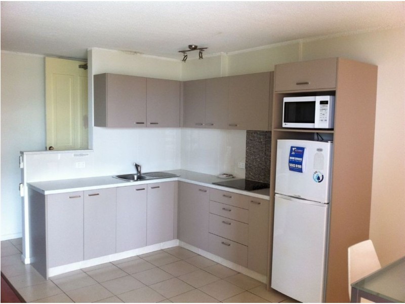 503/2 Queensland Avenue, Broadbeach Waters QLD 4218