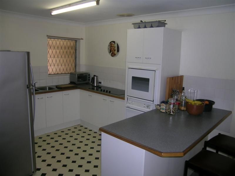 9/2 Alexandra Avenue, Mermaid Beach QLD 4218