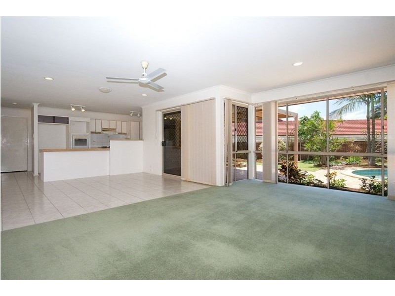 14 Vaucluse Place, Robina QLD 4226